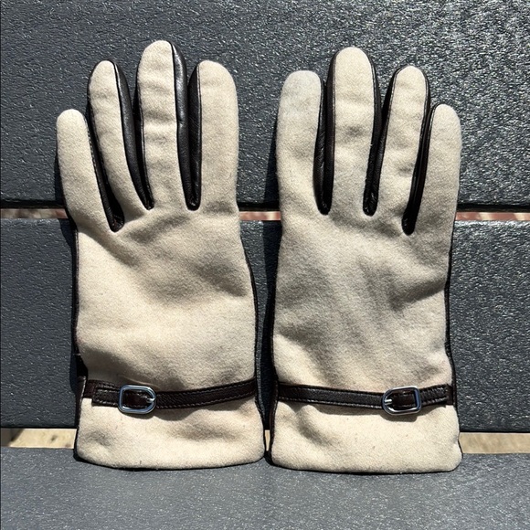 Ecru and Brown Ladies’ Gloves - Picture 1 of 5